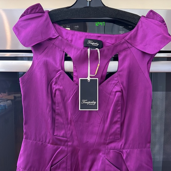 Magenta midi dress - Picture 2 of 4